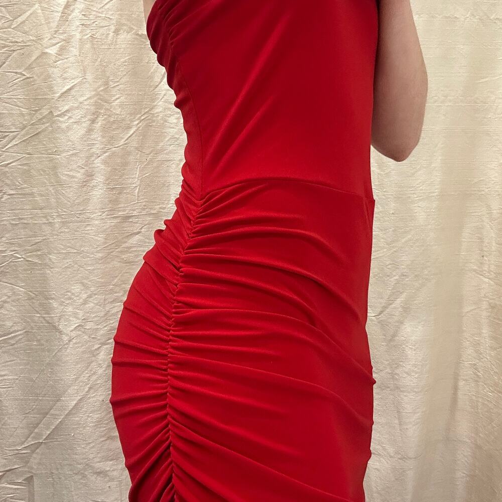 Norma Kamali Red Strapless Side Drape Asymmetrical Ruched Bodycon Gown Sz Medium - Picture 4 of 12